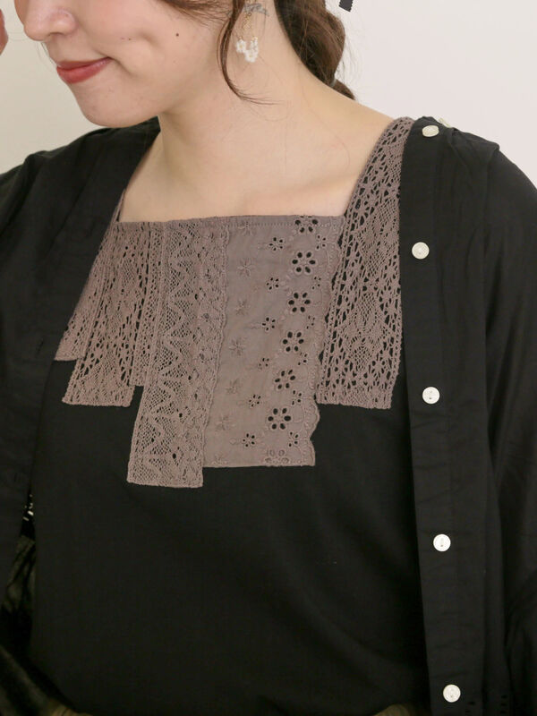 VALENTINO】半袖ブラウスシルク100％ スクエアネック カーキ レース