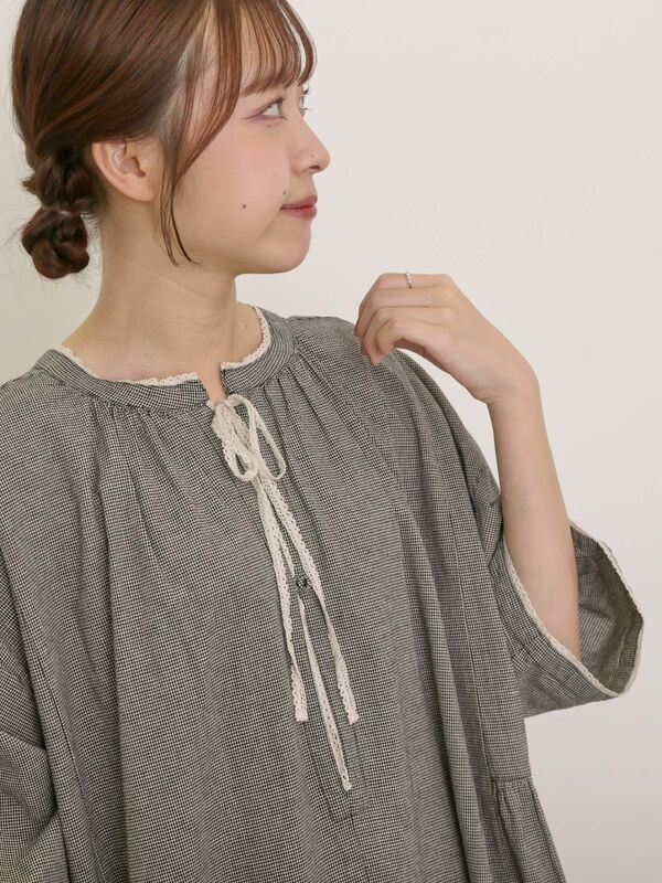 セール】 【S/Mサイズ】襟ぐり小レース2WAYワンピース