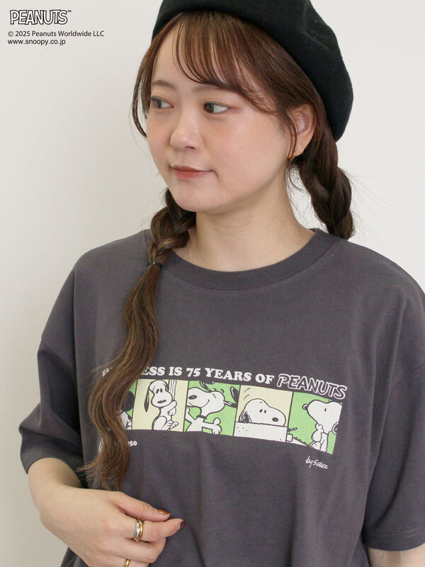 【PEANUTS×Samansa Mos2】75thアートTee（チャコールグレー）｜Samansa Mos2（サマンサ モスモス）通販