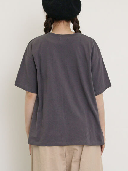 【PEANUTS×Samansa Mos2】75thアートTee（オフホワイト/チャコールグレー/キナリ）｜Samansa Mos2（サマンサ モスモス）通販