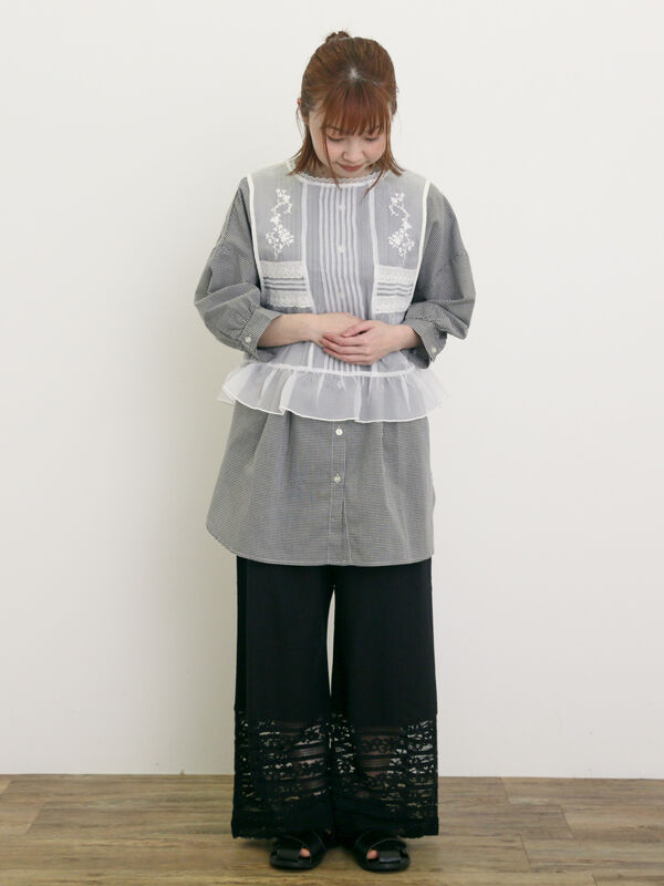 セール】 オーガンジー刺繍ベスト（オフホワイト/ブラック