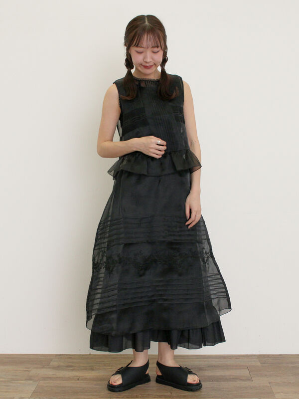オーガンジー刺繍スカート(オフホワイト/ブラック/キナリ オーガンジー刺繍スカート(オフホワイト/ブラック/キナリ