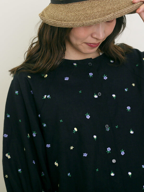 花刺繍前後2WAYブラウス（オフホワイト/ブラック/ベージュ/イエロー）｜Samansa Mos2（サマンサ モスモス）通販