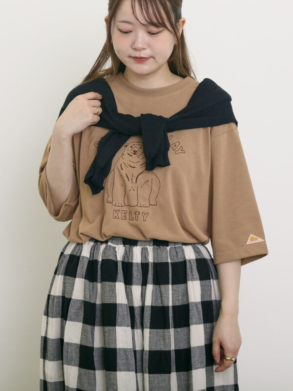 【KELTY×Samansa Mos2】ベアー刺繍Tシャツ（オフホワイト/チャコールグレー/モカ/グリーン）｜Samansa Mos2（サマンサ モスモス）通販