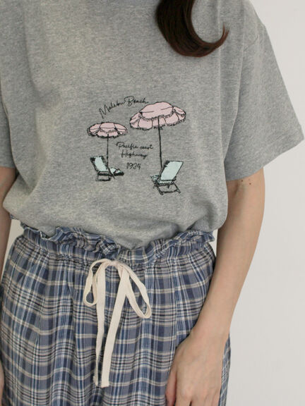 パラソル刺繍Tシャツ（オフホワイト/グレー/チャコールグレー）｜Samansa Mos2（サマンサ モスモス）通販