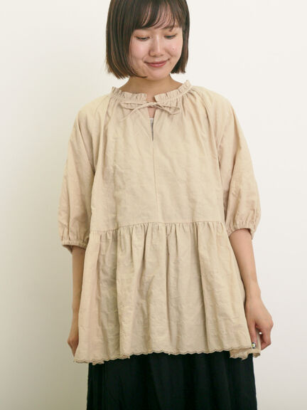 裾刺繍前後2WAYスキッパーチュニック（オフホワイト/ブラック/ベージュ/イエロー/ブルー）｜Samansa Mos2（サマンサ モスモス）通販