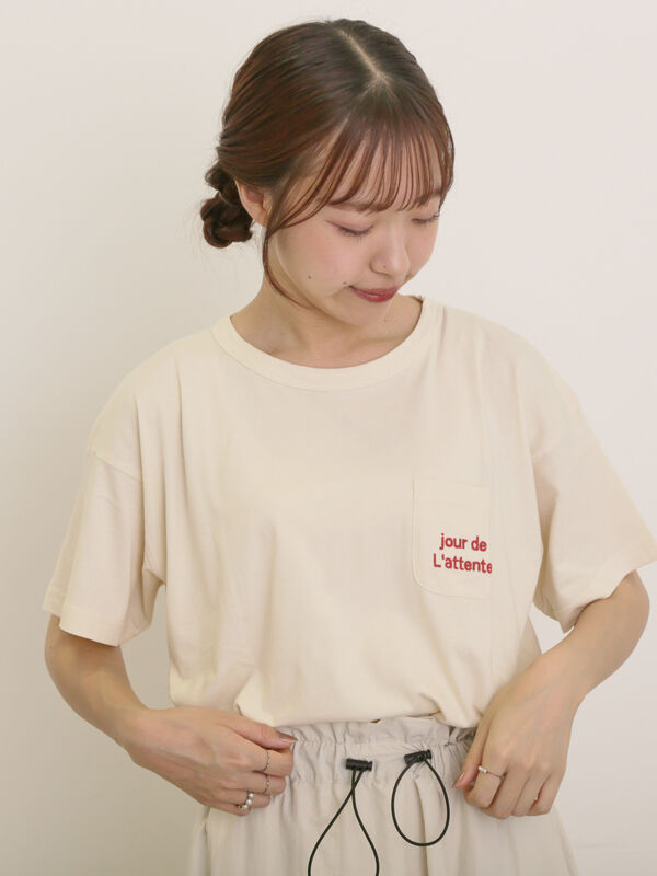 【オーガニックコットン】ロゴ刺繍Tシャツ（キナリ）｜Samansa Mos2（サマンサ モスモス）通販
