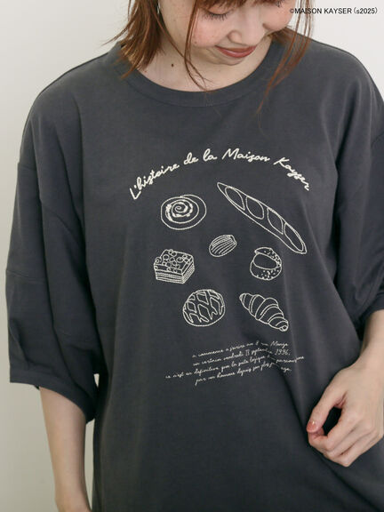 【MAISON KAYSER】刺繍立体袖Tシャツ（オフホワイト/グレー/チャコールグレー）｜Samansa Mos2（サマンサ モスモス）通販