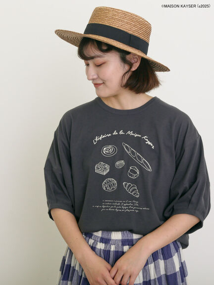 【MAISON KAYSER】刺繍立体袖Tシャツ（オフホワイト/グレー/チャコールグレー）｜Samansa Mos2（サマンサ モスモス）通販