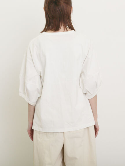 【MAISON KAYSER】刺繍立体袖Tシャツ（オフホワイト/グレー/チャコールグレー）｜Samansa Mos2（サマンサ モスモス）通販