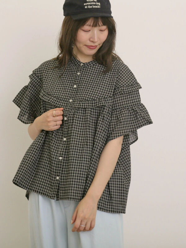 セール】 フリル切替ブラウス（オフホワイト/グレー/ブラック/ベージュ