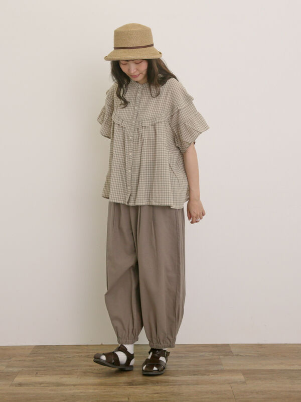 セール】 フリル切替ブラウス（オフホワイト/グレー/ブラック/ベージュ