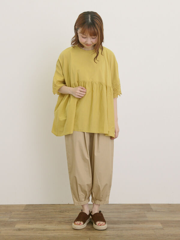 セール】 袖レースギャザーカットソー（オフホワイト/チャコールグレー