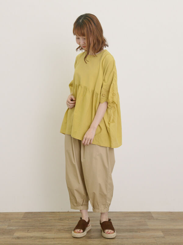 セール】 袖レースギャザーカットソー（オフホワイト/チャコールグレー