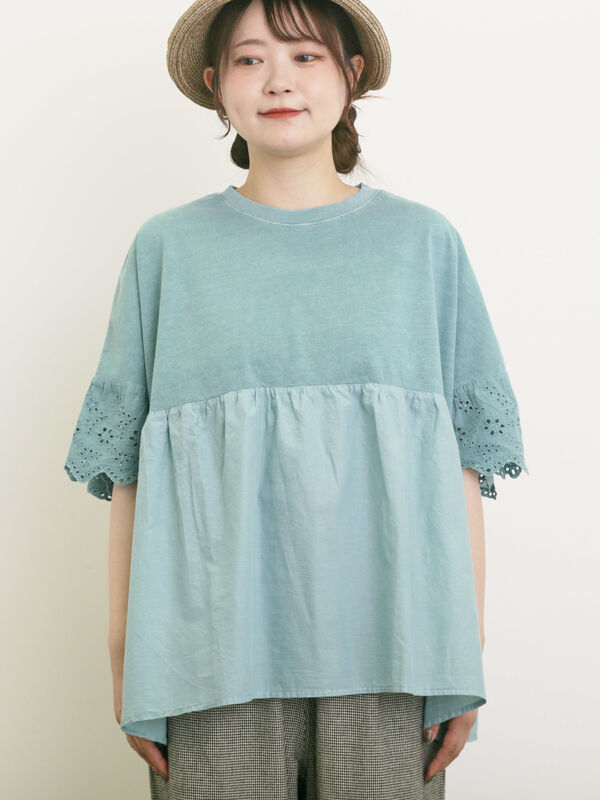 セール】 袖レースギャザーカットソー（オフホワイト/チャコールグレー