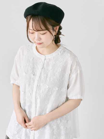 3D刺繍バンドカラーブラウス（オフホワイト/ブラック/ブラウン/キナリ）｜Samansa Mos2（サマンサ モスモス）通販