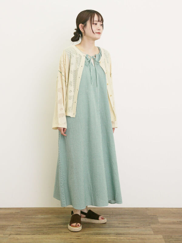 ぷー★新品★サマンサモスモス★blue★異素材使いノースリーブワンピース。 新品タグ付き Samansa Mos2 サマンサモスモス 綿麻スカラップ