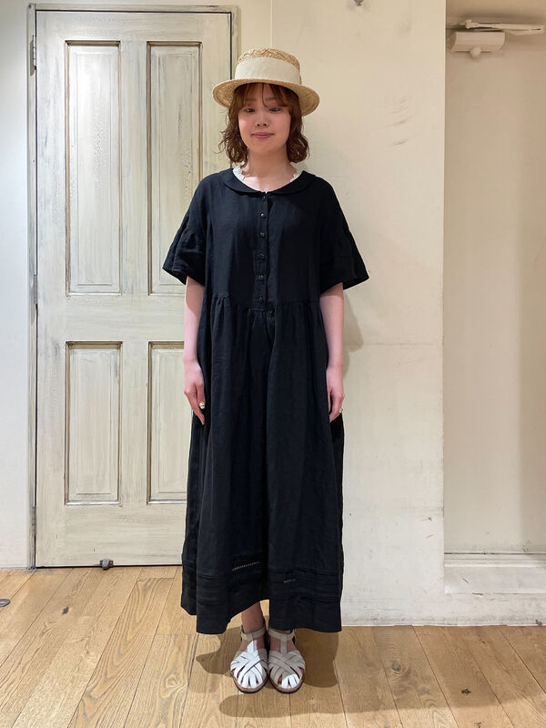 立川限定】リネン丸襟ギャザーワンピース（ブラック/レッド/モカ