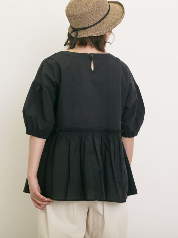 セール】 ◎フリルギャザーブラウス（ブラック/レッド/ネイビー/キナリ