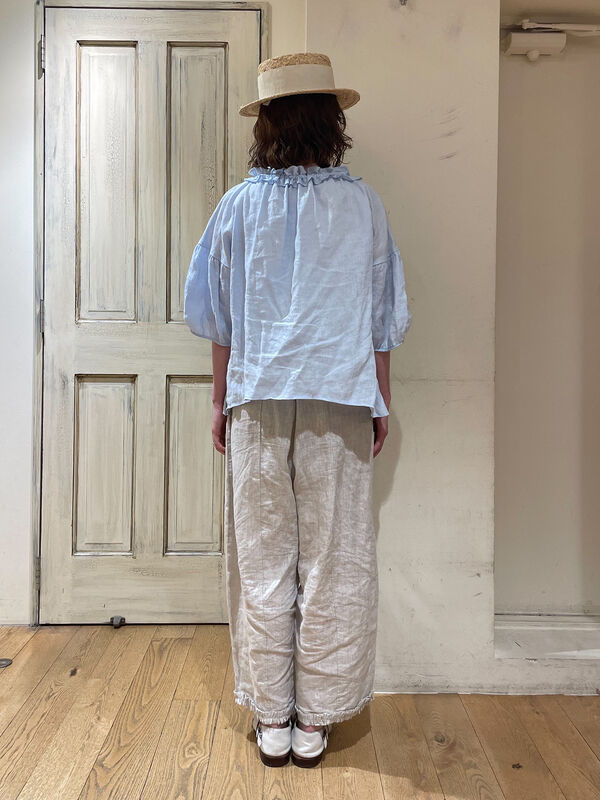 新品/ SamansaMos2 立川限定 ベスト付リネンフリルブラウス 立川限定】リネン前開きフリルブラウス（オフホワイト/ブラック