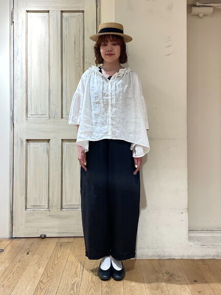 【立川限定】リネン前開きフリルブラウス（オフホワイト/ブラック/サックスブルー/キナリ）｜Samansa Mos2（サマンサ モスモス）通販