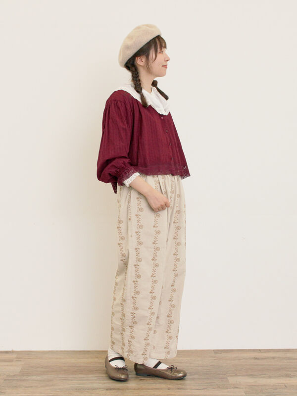 セール】 【M/Lサイズ】花刺繍パンツ（チャコールグレー/ベージュ