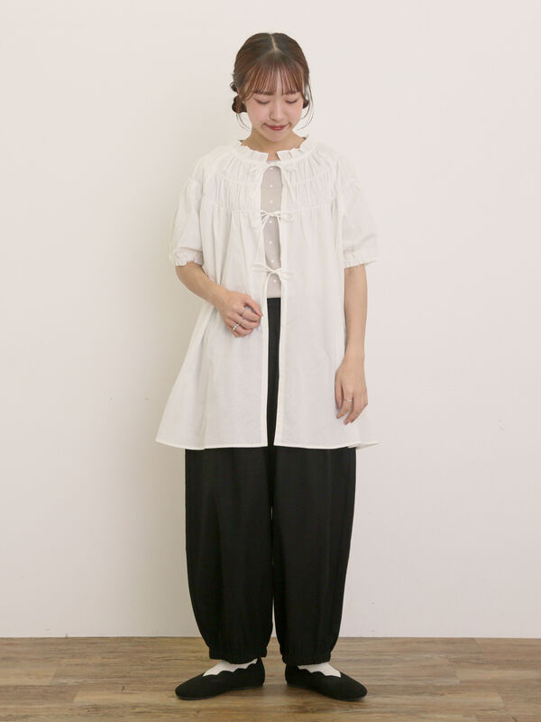 新品 タグ付き MOUSSY フロント リボン ギャザー ブラウス 新品 タグ付き MOUSSY フロント リボン ギャザー ブラウス