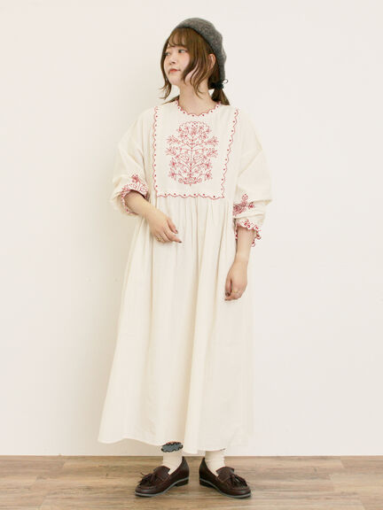 【S/Mサイズ】配色刺繍ワンピース（グレー/ブラック/レッド/キナリ）｜Samansa Mos2（サマンサ モスモス）通販