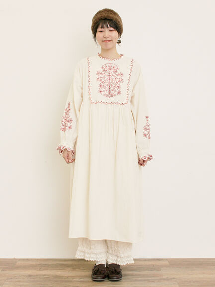 【S/Mサイズ】配色刺繍ワンピース（グレー/ブラック/レッド/キナリ）｜Samansa Mos2（サマンサ モスモス）通販