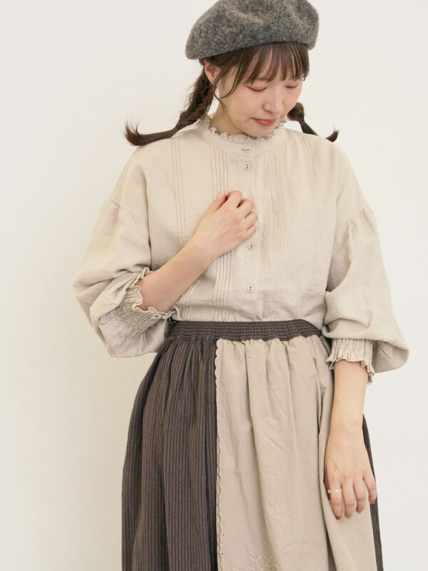 セール】 【Cross×Linen】ピンタックブラウス（オフホワイト/ブラック