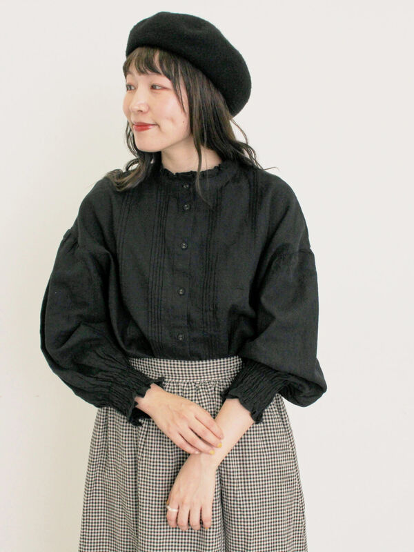 セール】 【Cross×Linen】ピンタックブラウス（オフホワイト/ブラック