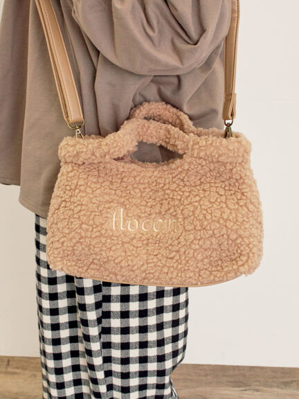 【2WAY】ロゴ刺繍ボアショルダーバッグ（ベージュ/ダークブラウン）｜Samansa Mos2（サマンサ モスモス）通販