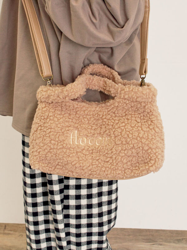 セール】 【2WAY】ロゴ刺繍ボアショルダーバッグ（ベージュ/ダーク