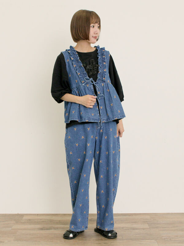 刺繍デニムベスト（ブラック/ブルー/ネイビー/アウター/ベスト