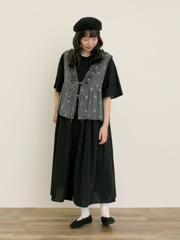 刺繍デニムベスト（ブラック/ブルー/ネイビー/アウター/ベスト