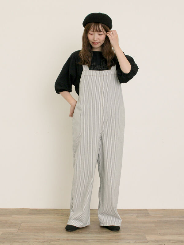 刺繍デニム/ヒッコリーサロペットパンツ（オフホワイト/ブラック