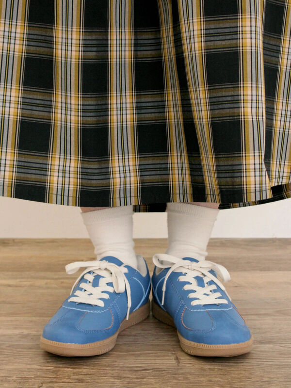 セール】 ジャーマントレーナースニーカー（オフホワイト/ピンク