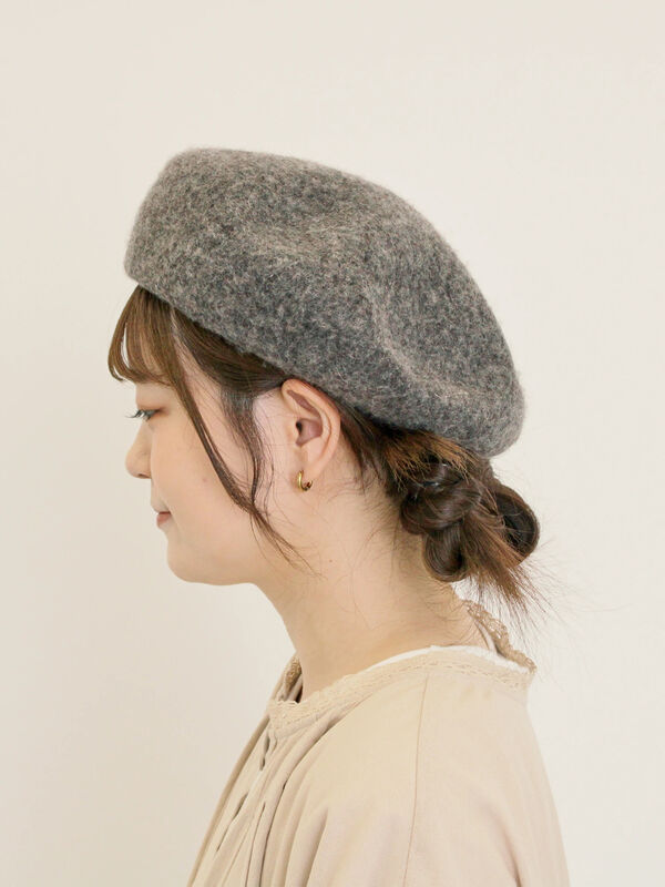 （今週のみセール）Misha & Puff ベージュ ベレー帽 今週のみセール）Misha & Puff ベージュ ベレー帽 2025年最新