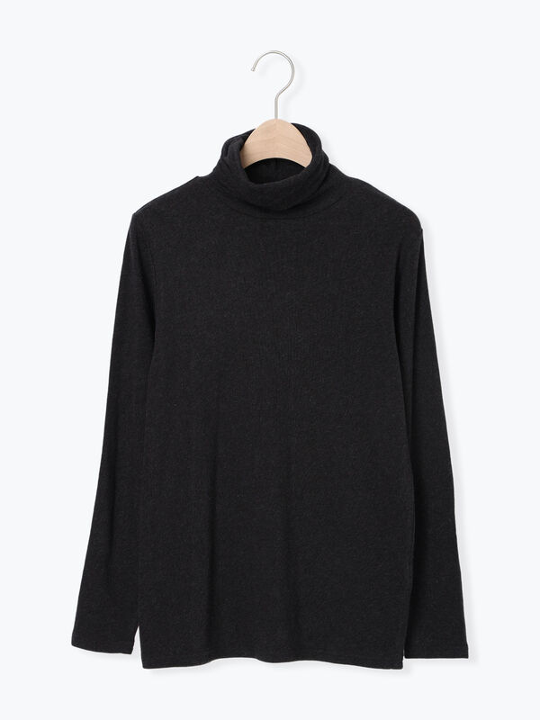 【吸湿発熱】ベア天無地タートルネックインナー（ブラック）｜Samansa Mos2（サマンサ モスモス）通販