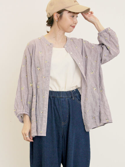 ストライプ総花柄刺繍バンドカラーシャツ（レッド/グリーン/ブルー/パープル）｜Samansa Mos2（サマンサ モスモス）通販