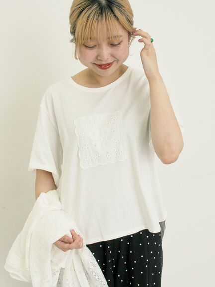 セール】 ◎レース刺繍Tシャツ（オフホワイト/ブラック/トップス/T
