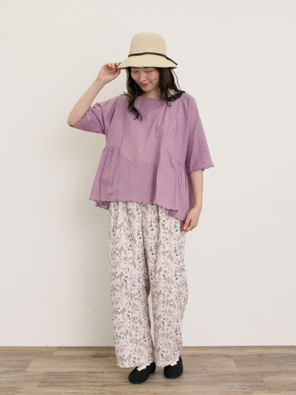 セール】 ◎裾スカラップブラウス（オフホワイト/チャコールグレー