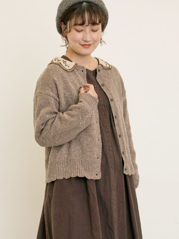【マカベアリス×Samansa Mos2】刺繍カーディガン（チャコールグレー/ベージュ/モカ）｜Samansa Mos2（サマンサ モスモス）通販