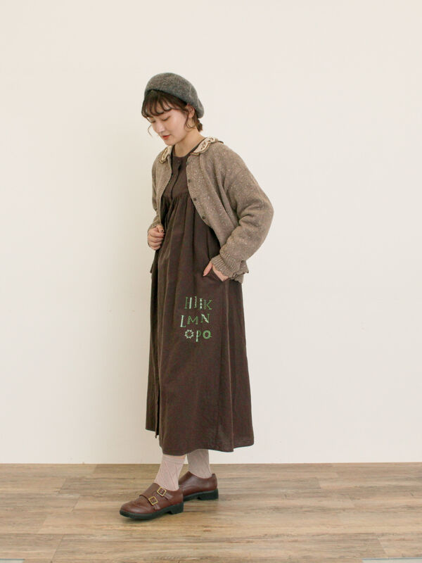 まーちゃん♪✨アルベロベロ　中綿コート　豚さん刺繍　サーカス　モスグリーン go slow caravan スラブサテンパネル刺繍モッズコート【WEB限定