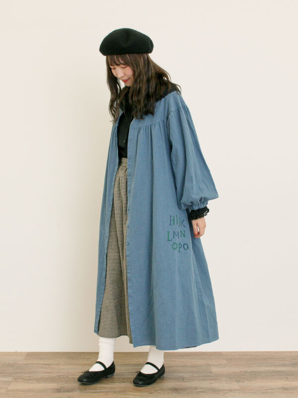 【マカベアリス×Samansa Mos2】刺繍ワンピース《S/Mサイズ》（ベージュ/ダークブラウン/ブルー）｜Samansa Mos2（サマンサ モスモス）通販