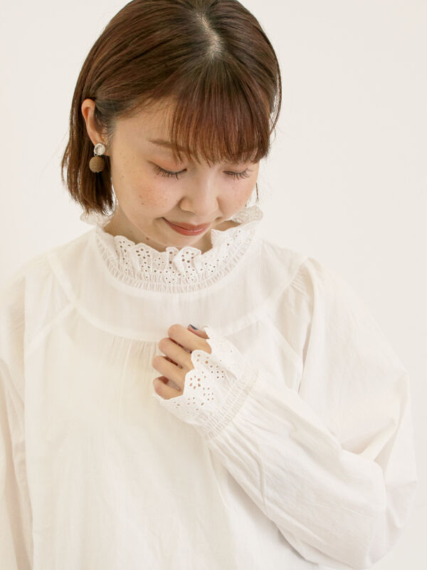 ｓｍ２★新品★スカラップレースストール付き*綿麻プルオーバー*ブラウス*チュニック スカラップレースブラウス（オフホワイト⁄チャコールグレー⁄ベージュ