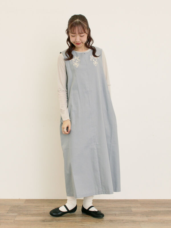 めいさん専用 刺繍入りチャコールワンピース サマンサ モスモス Samansa Mos2 【S/Mサイズ】配色刺繍ワンピース