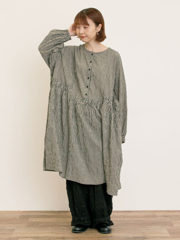 氷神妃フリージアム secret2枚セット シャーリング切替ふんわりチュニック（オフホワイト