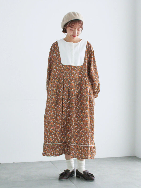 WEB限定】胸元配色花柄ワンピース（チャコールグレー/ブラウン/ミント