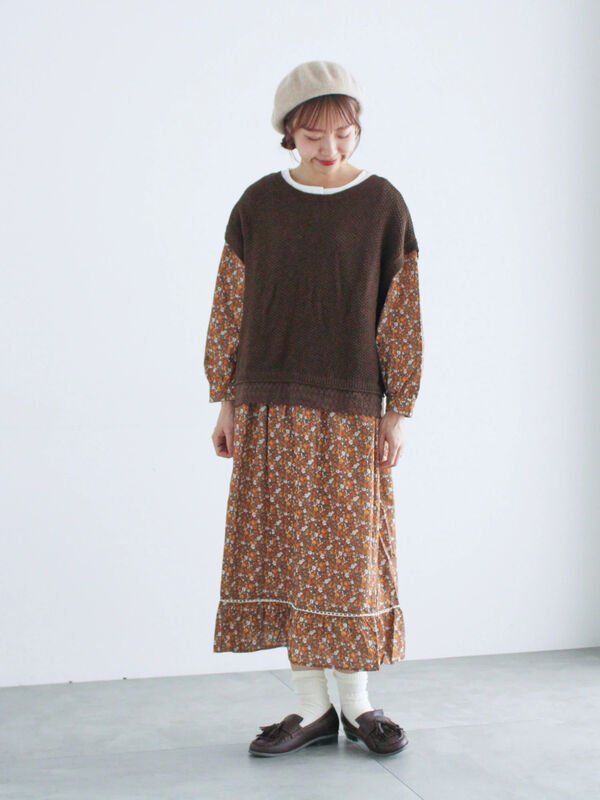WEB限定】胸元配色花柄ワンピース（チャコールグレー/ブラウン/ミント